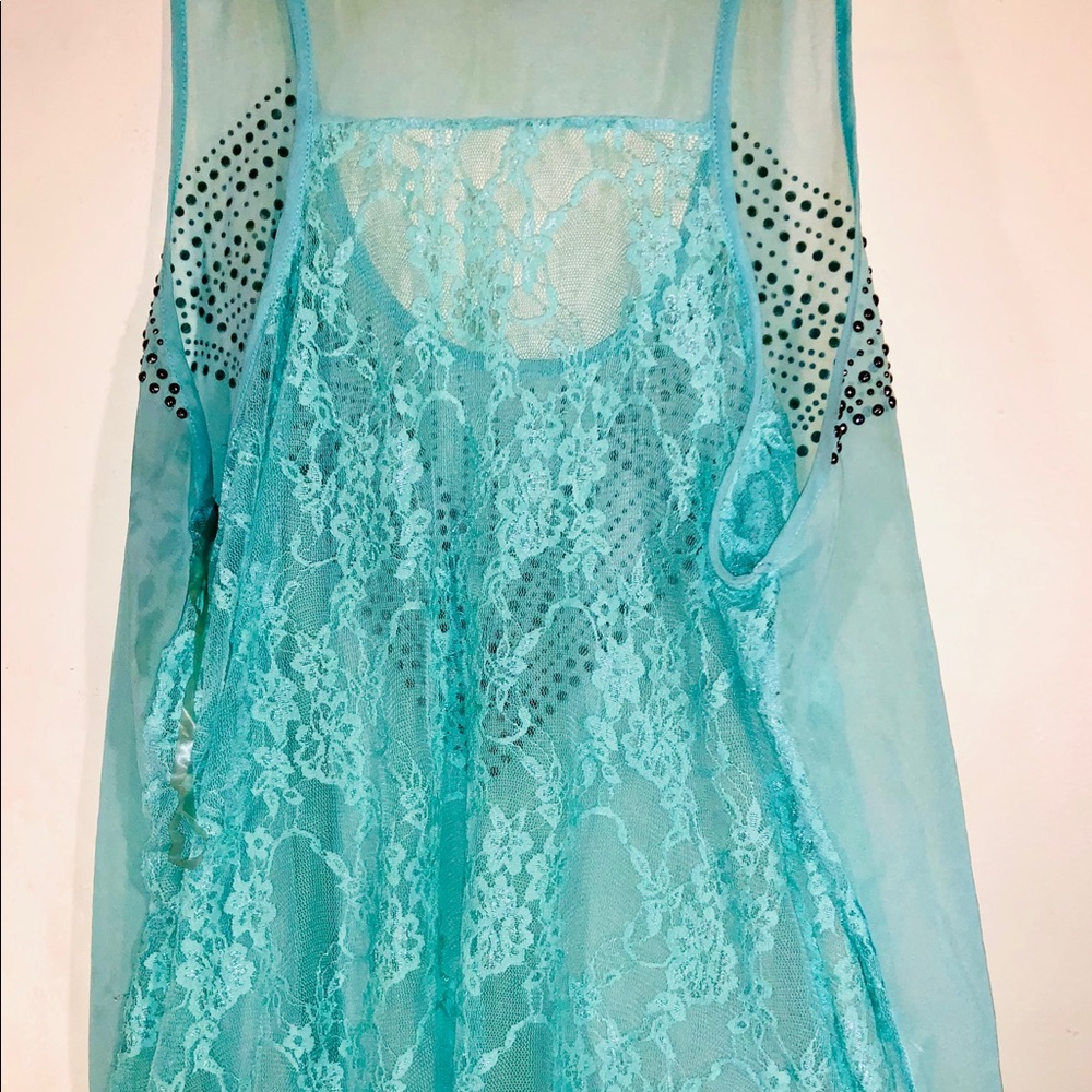 Beaded Tank Top - Picture 2 of 3